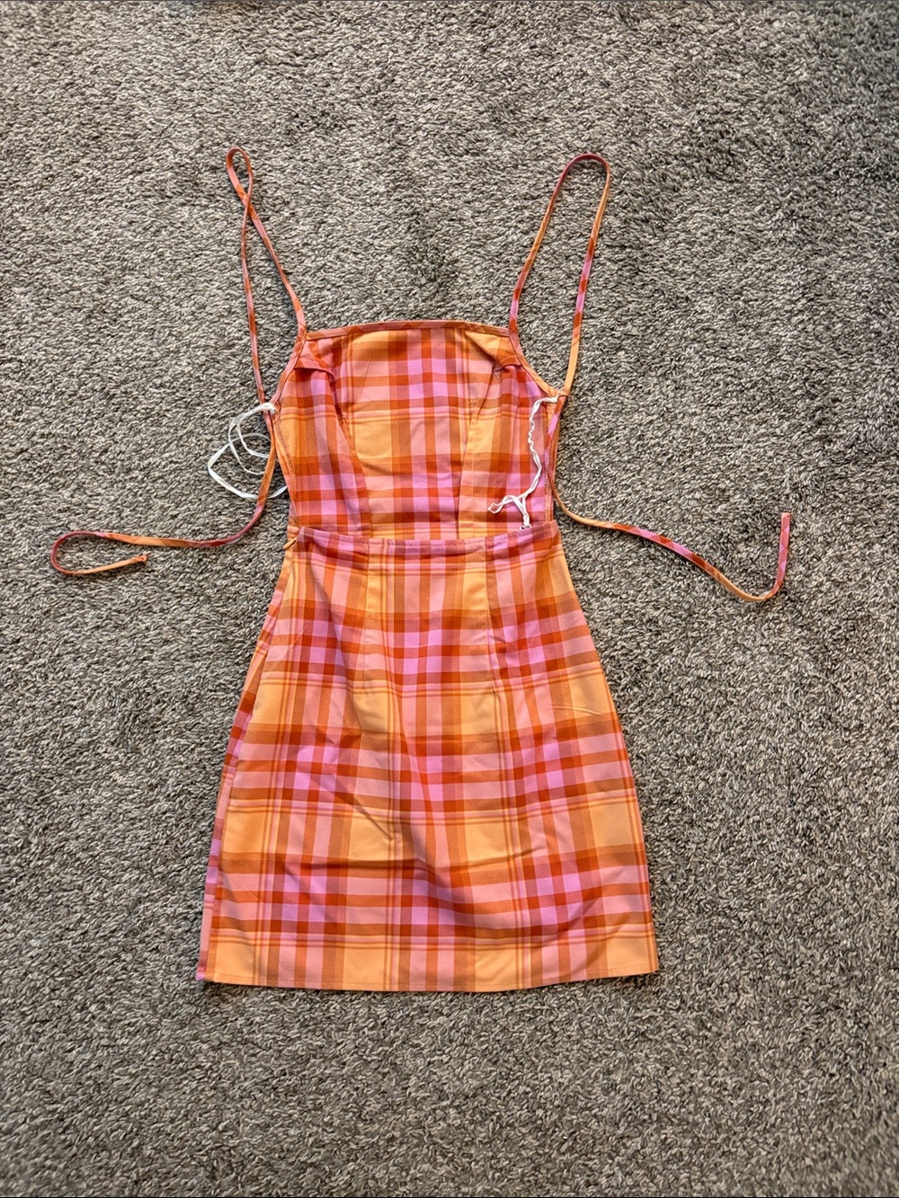 Divided dress - Picture 2 of 3
